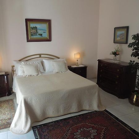 Regina Suite Naples Extérieur photo