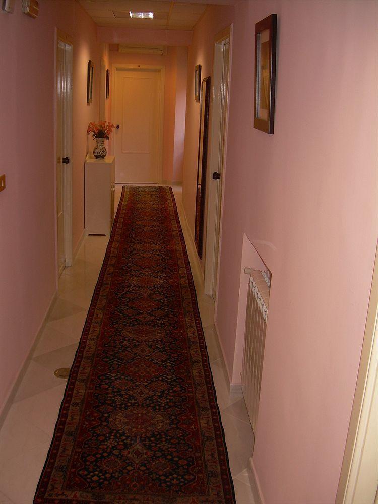 Regina Suite Naples Extérieur photo