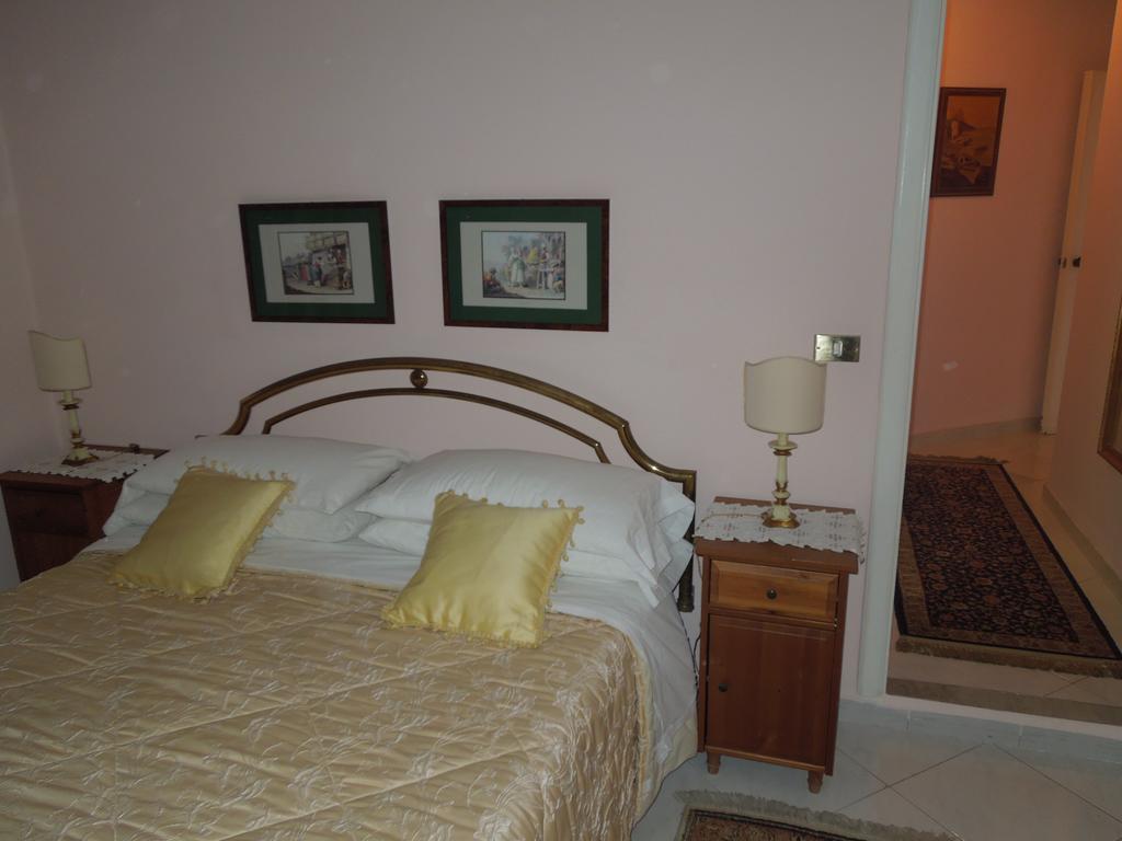 Regina Suite Naples Extérieur photo