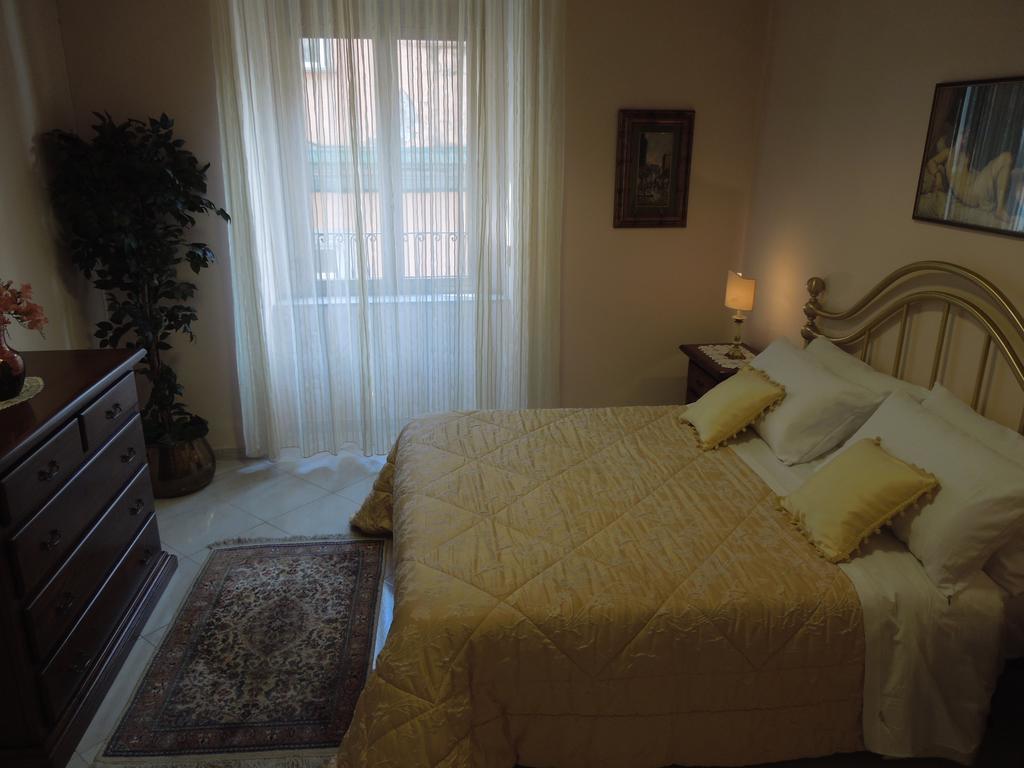 Regina Suite Naples Extérieur photo