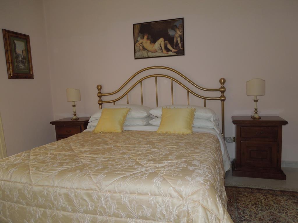 Regina Suite Naples Extérieur photo