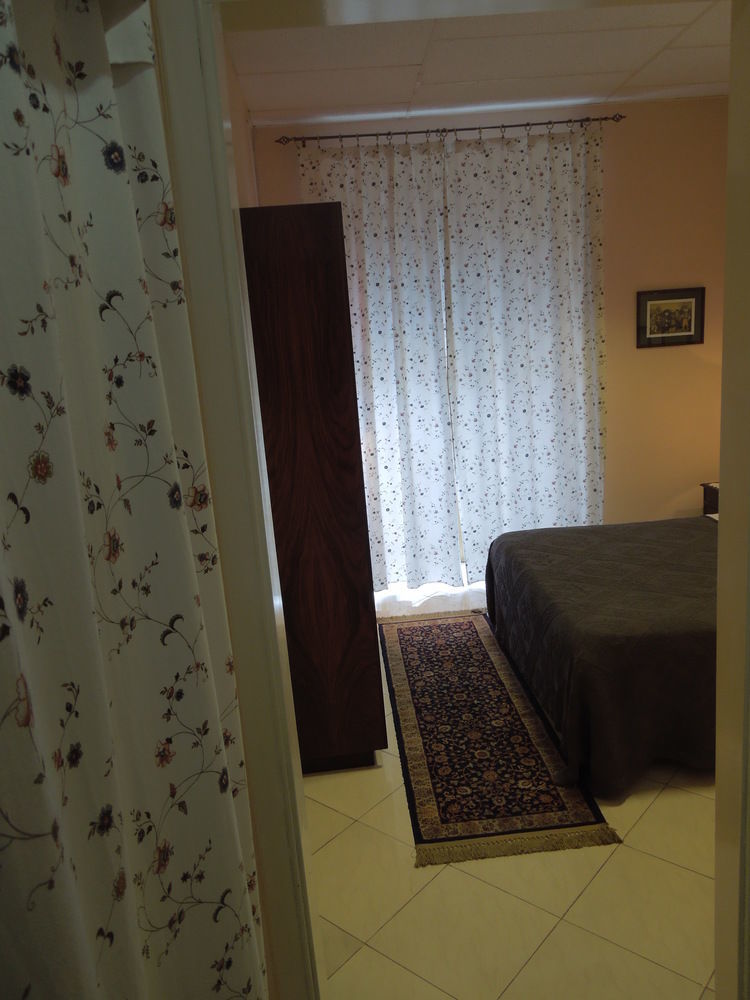 Regina Suite Naples Extérieur photo