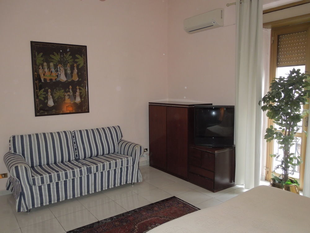 Regina Suite Naples Extérieur photo