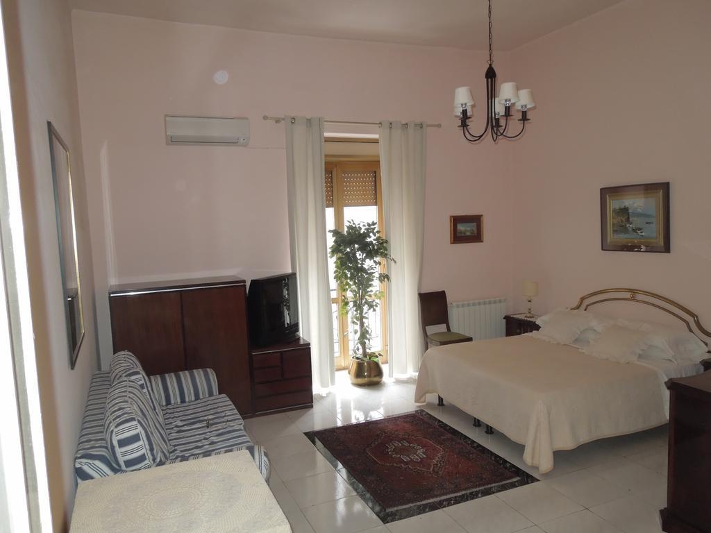 Regina Suite Naples Extérieur photo